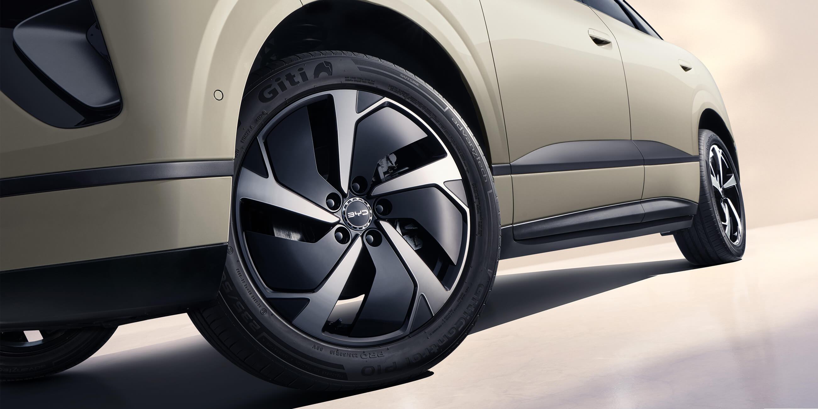 19寸低风阻破浪轮毂